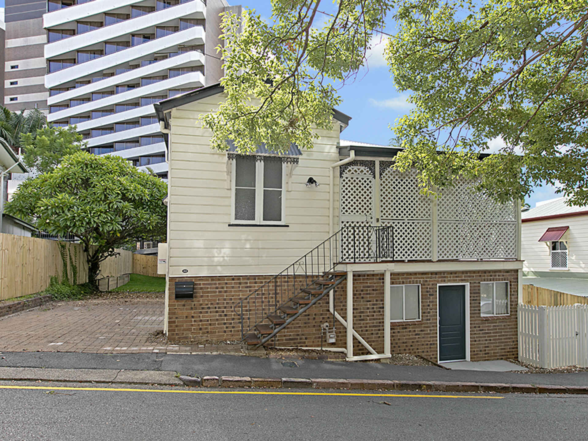 83 Birley Street Spring Hill