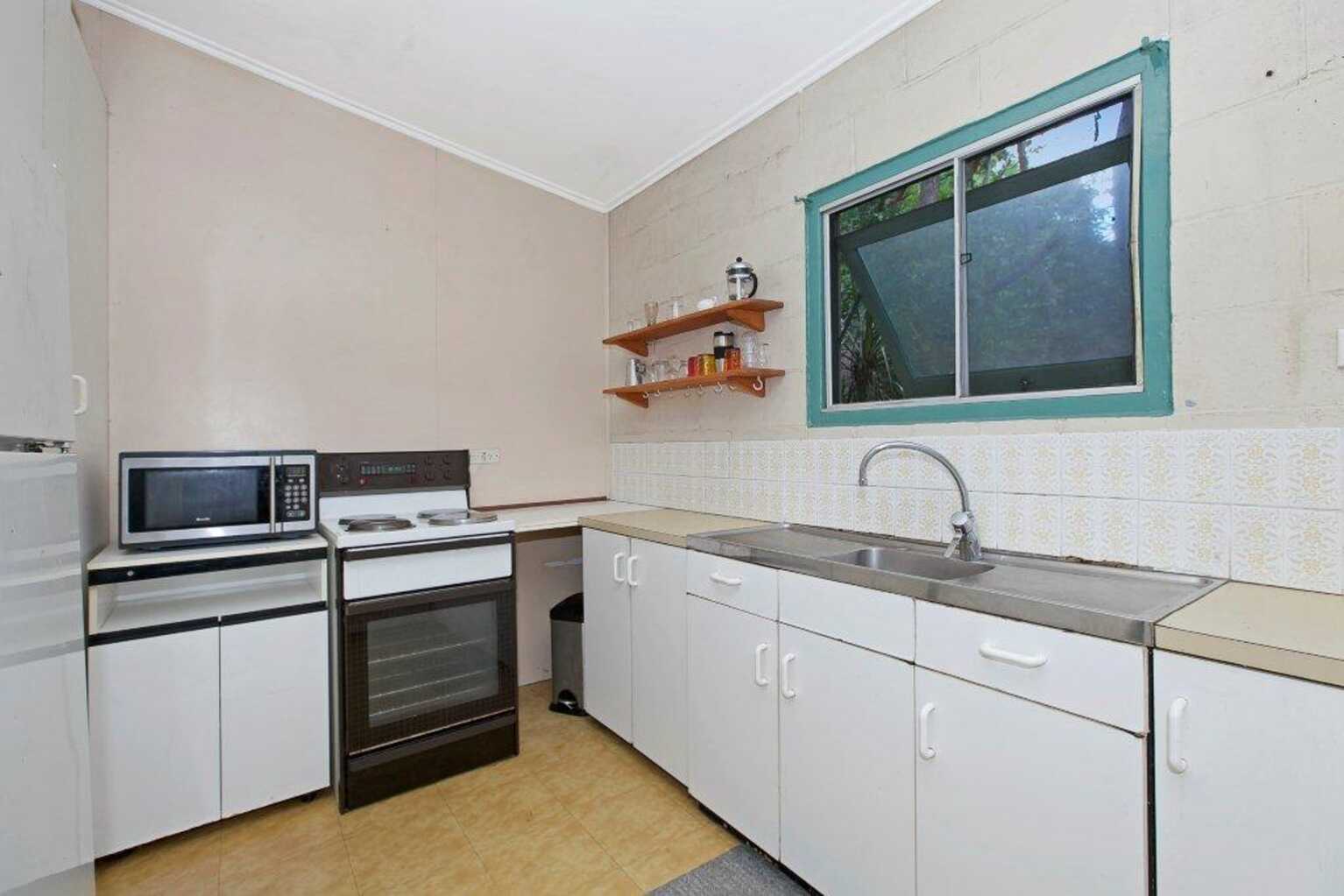 48 Barnett Rd Bardon