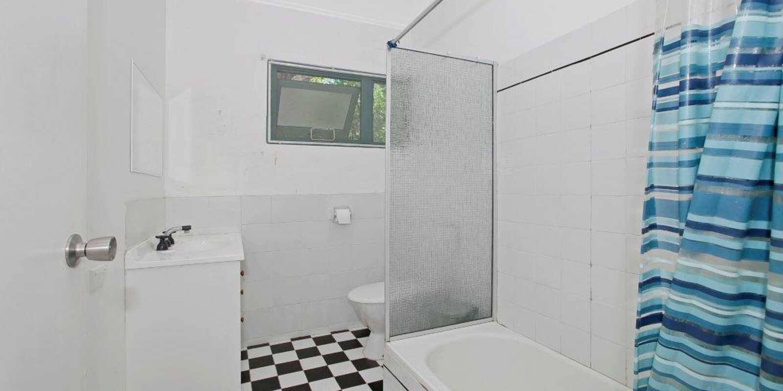 48 Barnett Rd Bardon